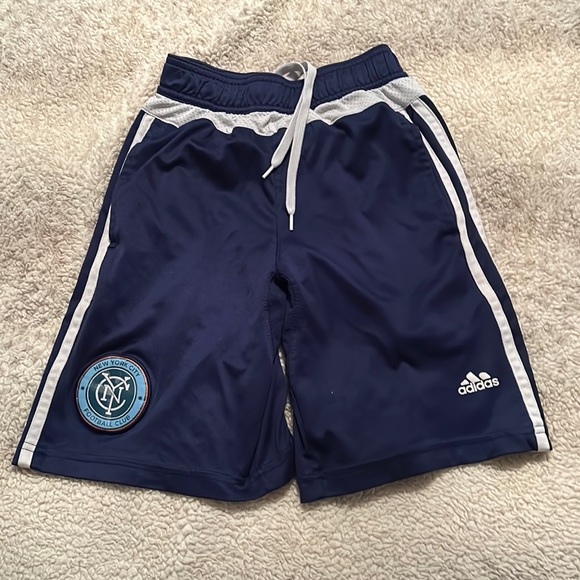 Adidas NYFC shorts - Picture 1 of 3